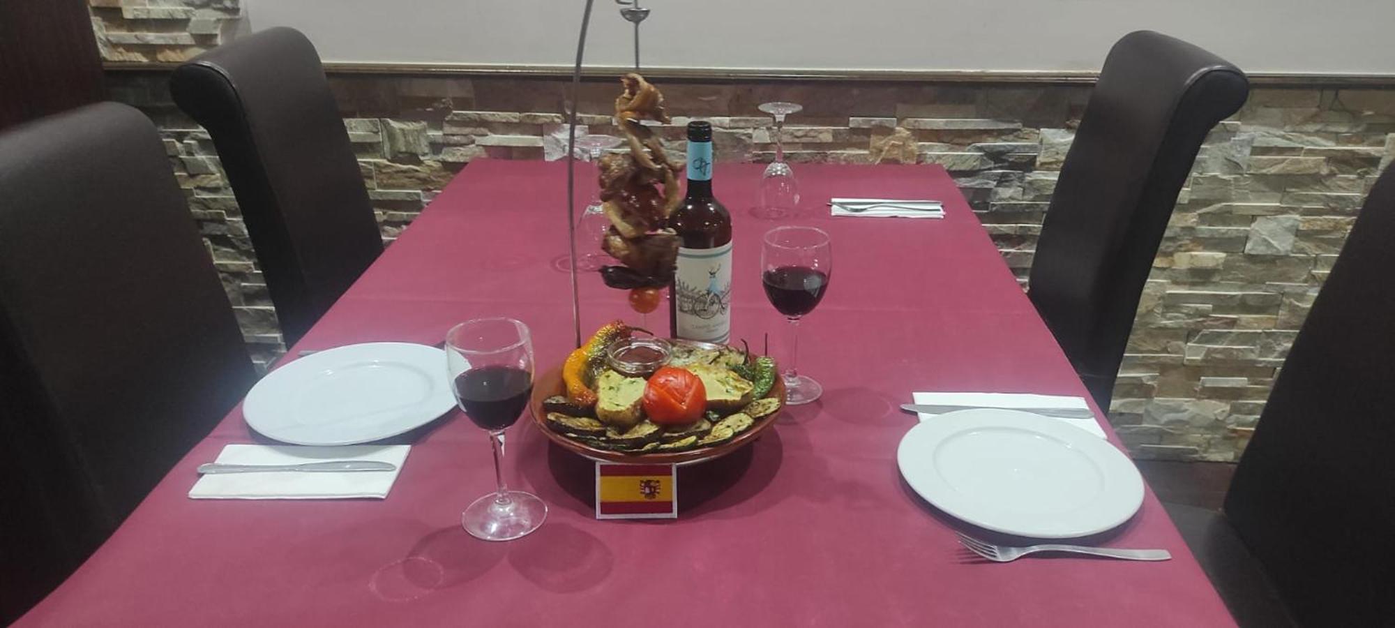 Hotel Restaurante El Patas Corral de Almaguer Εξωτερικό φωτογραφία