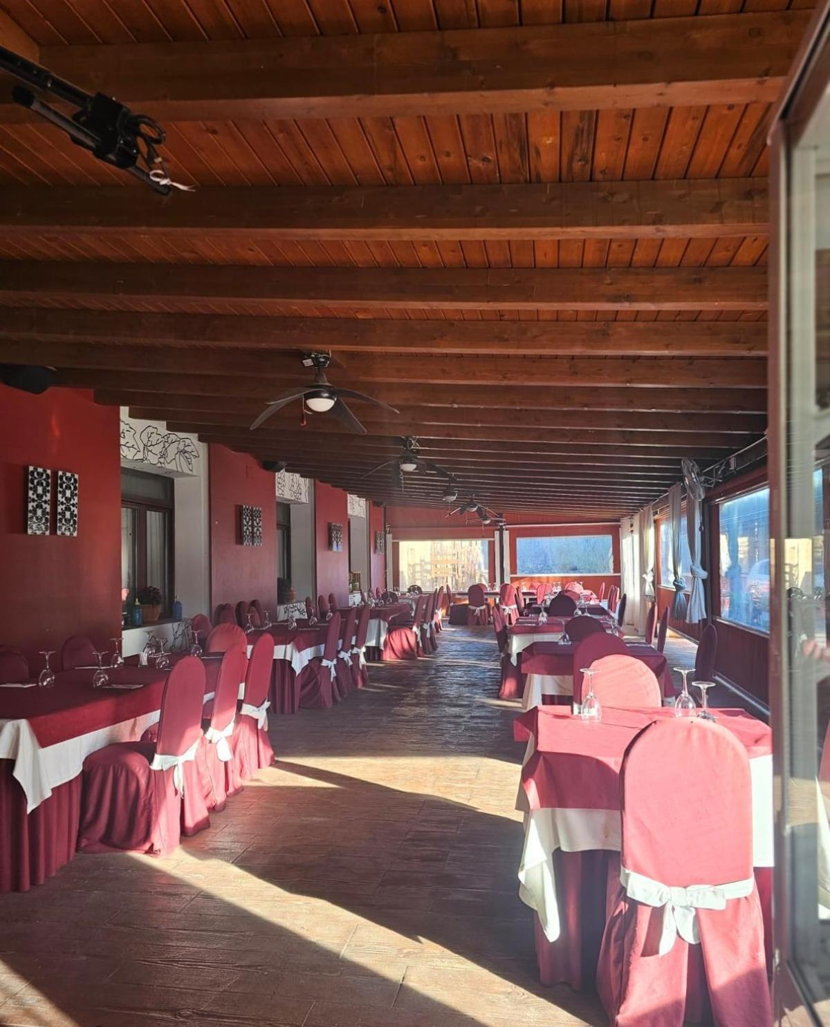 Hotel Restaurante El Patas Corral de Almaguer Εξωτερικό φωτογραφία